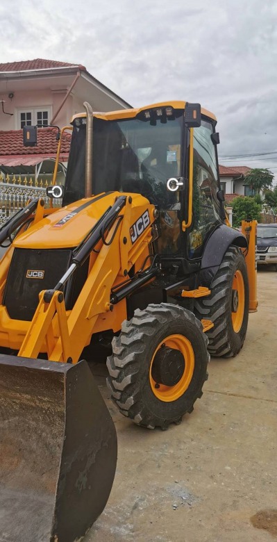 บริการให้เช่ารถ JCB ชลบุรี